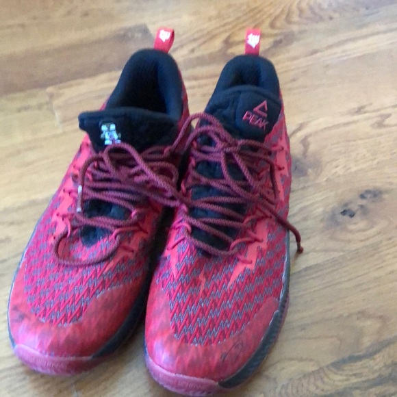 Peak men’s size 8 basketball shoes they fit those who need wide width - Picture 1 of 6